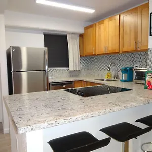 https://waikiki-2br-king-king-beds-newly-renovated.hotelsinhawaii.org